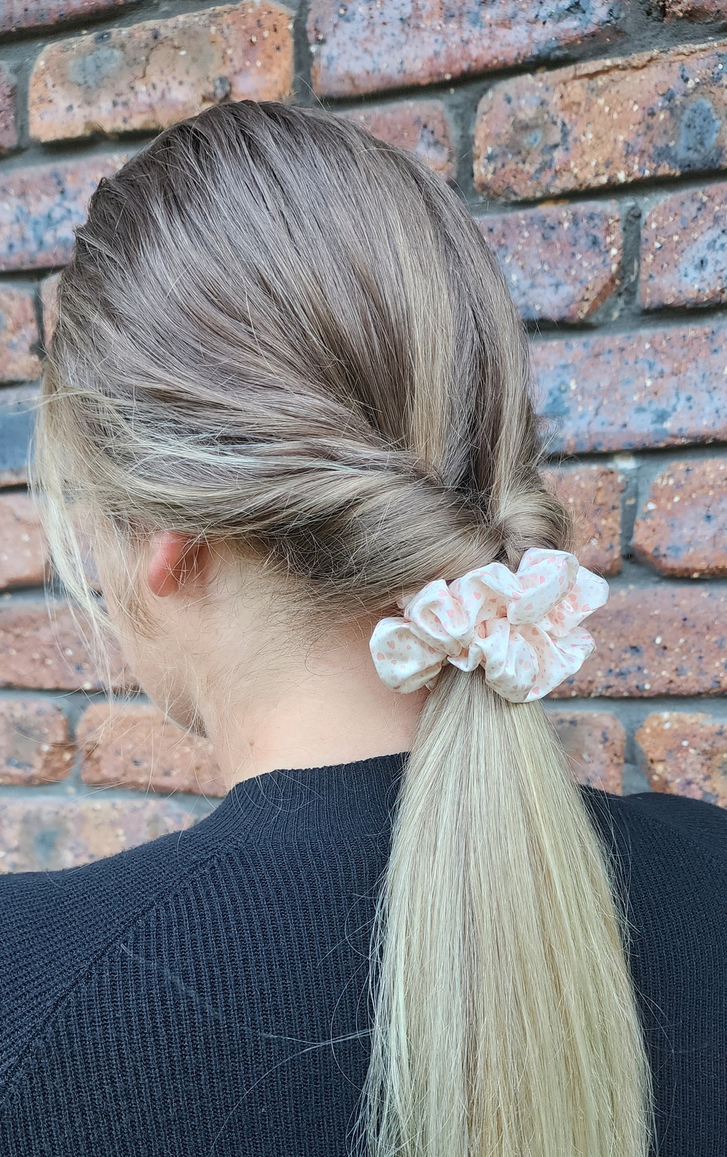 Sweetheart Classic Mulberry Silk Scrunchie