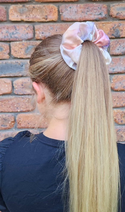 Daydream Oversized Mulberry Silk Scrunchie