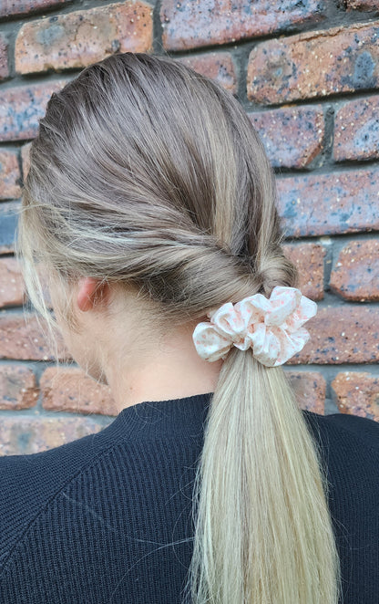 Sweetheart Classic Mulberry Silk Scrunchie