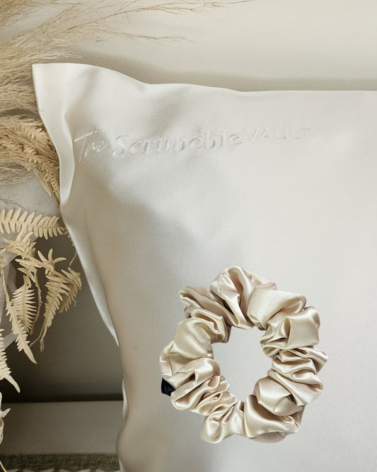 Bridal Bliss Bundle – 30 momme Mulberry Silk pillowcase and Classic Silk Scrunchie, styled together for wedding gifting and elegant bridal hair care.