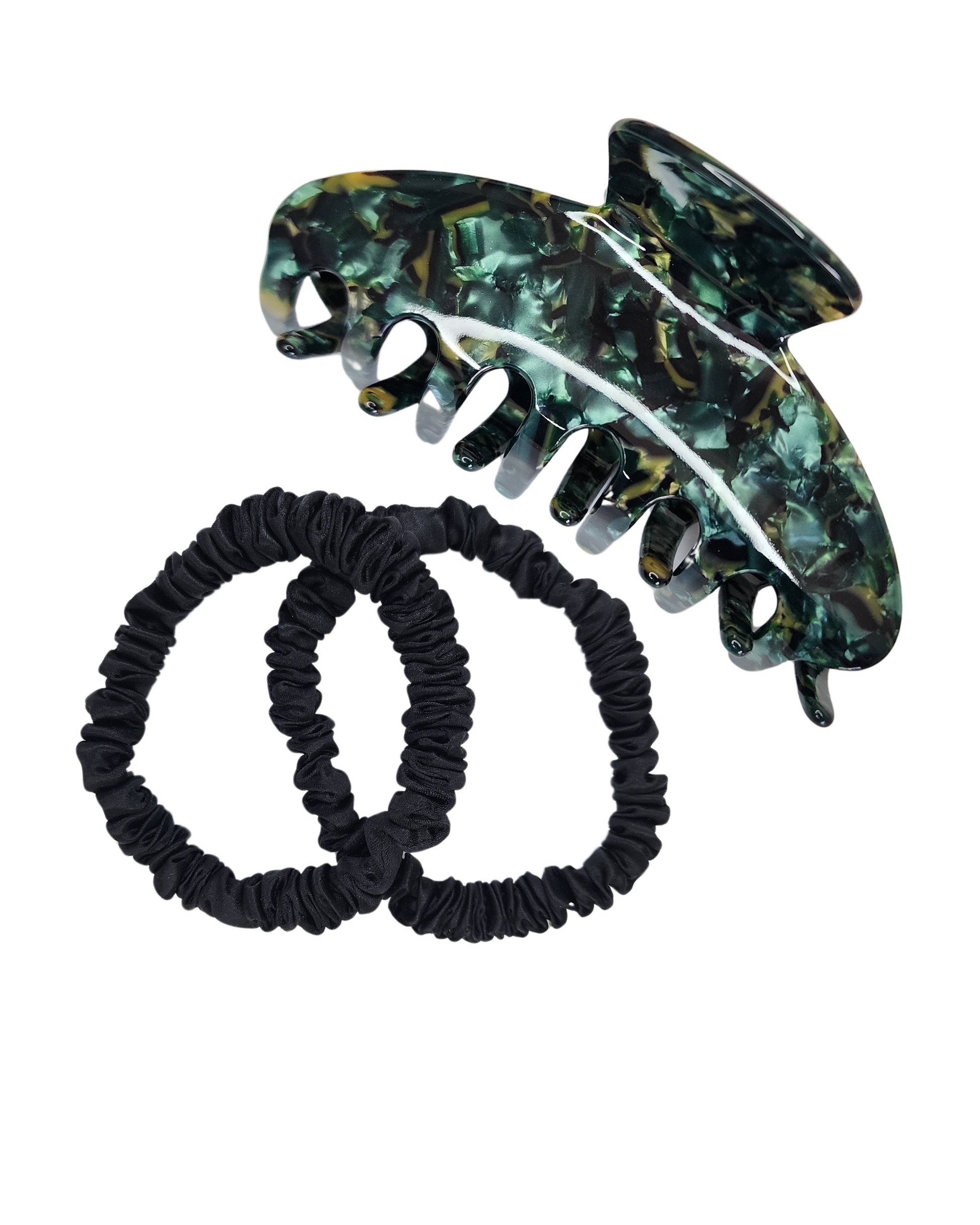 Little Luxe Bundle – eco-friendly claw clip and matching thin Mulberry Silk scrunchie duo (22 momme) styled together for a simple, elegant hair styling set.